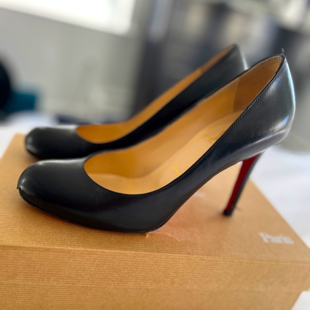 Christian Louboutin Simple 100 Black Pumps Size 36.5